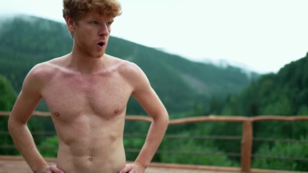 Handsome Ginger Sporty Man Breathing Sports Exercise Mountains Outdoors — Stockvideo