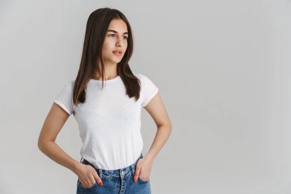 Retrato Uma Jovem Mulher Branca Casual Shirt Com Cabelos Longos — Fotografia de Stock