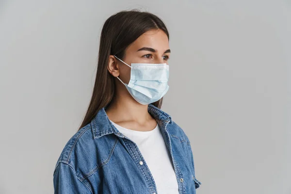 Portrait Young White Casual Woman Wearing Protective Medical Mask Standing — Stock Photo, Image