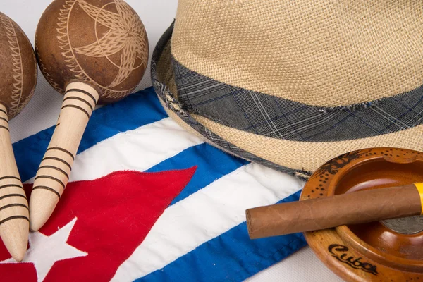 Cuban cigar and hat — Stock Photo, Image