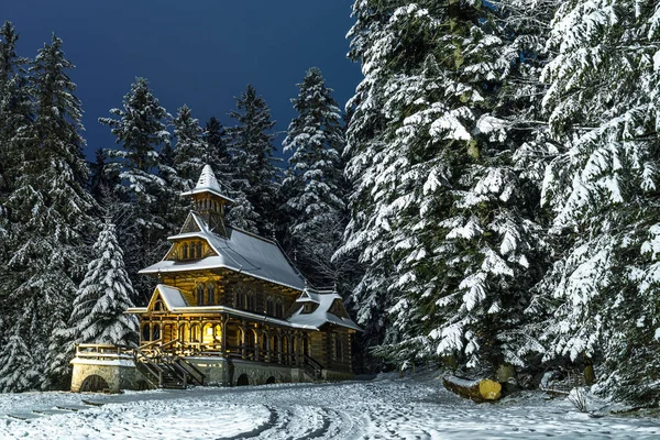 Jaszczurowka Chapel Zakopane Highlander Wooden Temple Snow Forest Winter Wonderland — стоковое фото