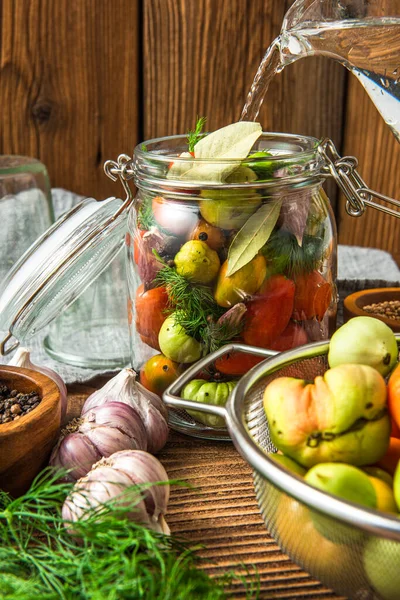 Pickled Tomatoes Jar Herbs Garlic — стоковое фото