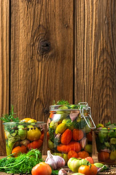 Pickled Tomatoes Jar Herbs Garlic — Stock Photo, Image