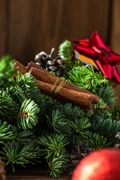 Festive Christmas Decoration Spruce Tree Wreath Garland — Stockfoto