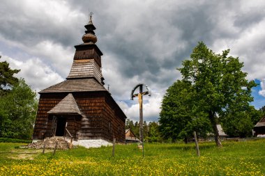 Stara Lubovna Skansen Yunan Katolik ahşap kilisesi Aziz Başmelek Michael, Slovakya Cumhuriyeti.