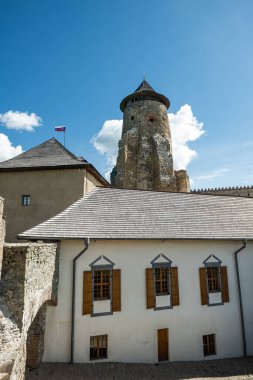 Slovakya 'daki Stara Lubovna Kalesi. Açık Hava Müzesi 'nin dışı, Slovakya.