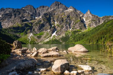 Polonya Tatras Dağları ve Alp Gölü Morskie Oko.