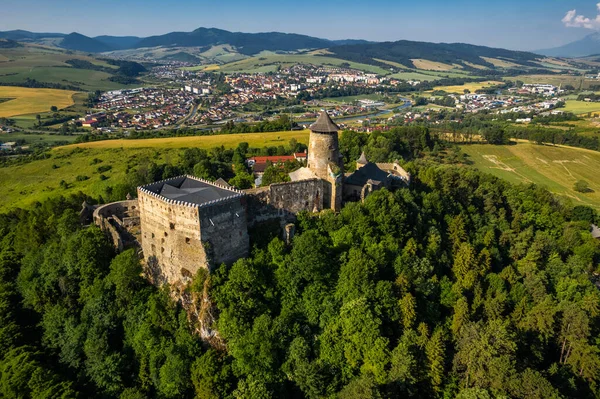 Μεσαιωνικό Κάστρο Stara Lubovna Στα Σλαβάκια Θέα Drone — Φωτογραφία Αρχείου