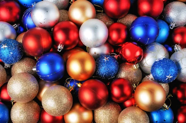 Kolorowe Boże Narodzenie bombki tło — Zdjęcie stockowe