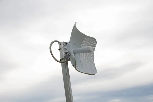 Isolated Internet Antenna Sky Background — Stock Photo, Image