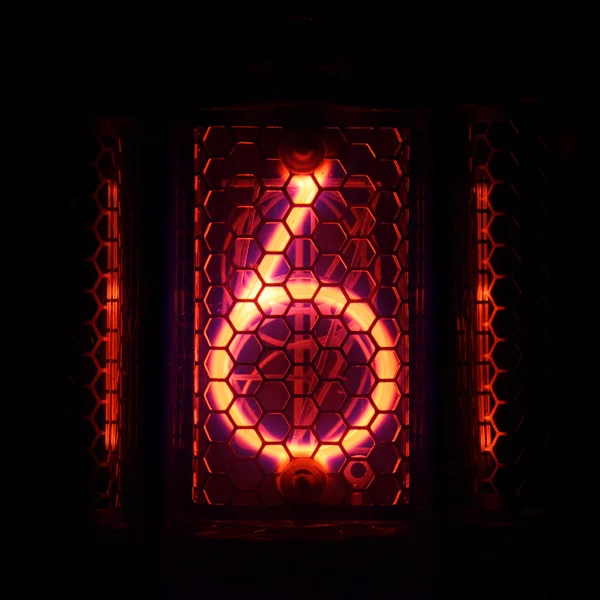 The real Nixie tube indicator of the numbers of retro style. Indicator glow with a magical purple fringing. Digit 6 — Stock Photo, Image