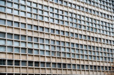 Cam gri modern şehir iş bina gökdelen kare Windows. Cam balkon binanın içinde. Yeni mahallede modern apartmanlar. Windows, bir bina, doku