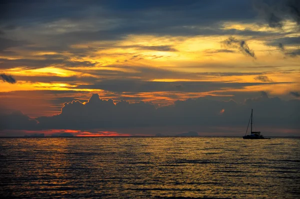 Hermosa puesta de sol —  Fotos de Stock