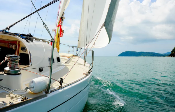 Yacht in the open sea — Stock Photo, Image