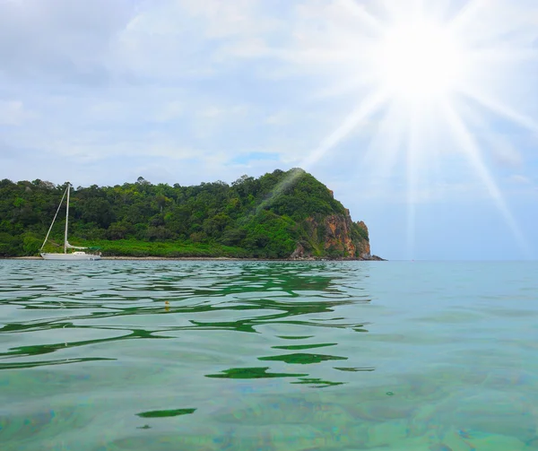 Tropical island in the open sea — Stock Photo, Image