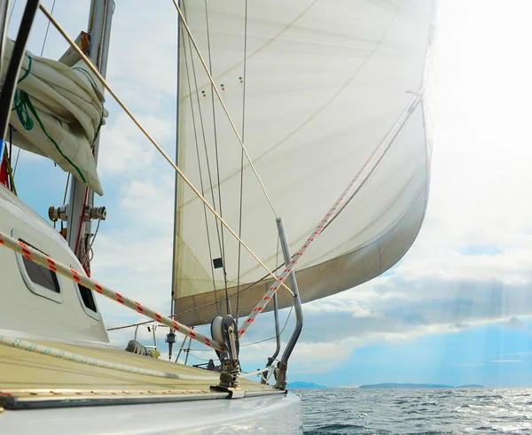 Yacht in the open sea — Stock Photo, Image