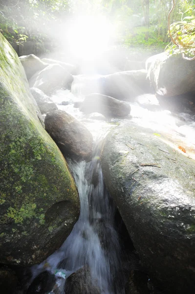 Prachtige waterval — Stockfoto