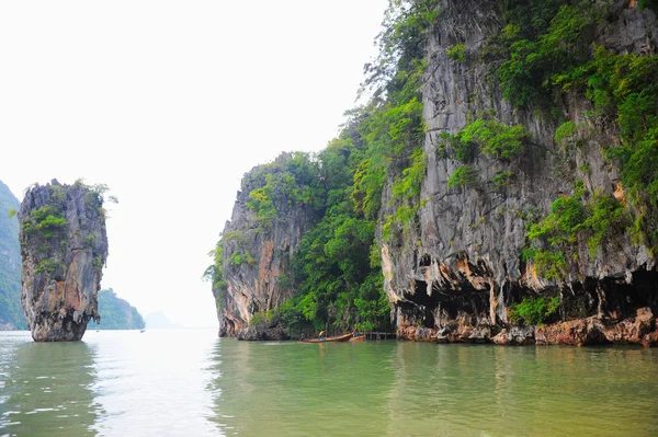 James Bond island in thailand — Stock Photo, Image