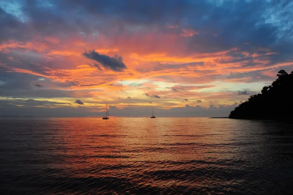 Hermosa puesta de sol —  Fotos de Stock