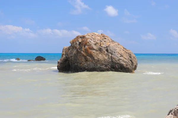 Sea rock birthplace of Aphrodite — Stock Photo, Image