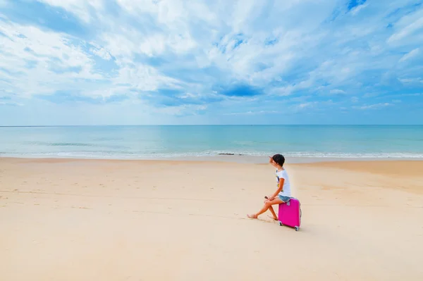 Woman with suitcase — Stock Photo, Image