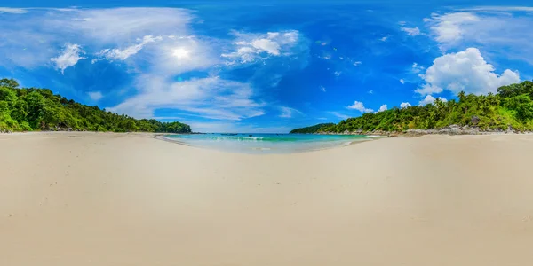 Spiaggia soleggiata — Foto Stock