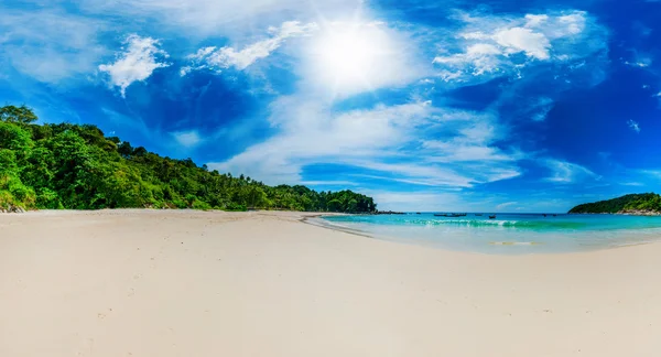 Playa soleada — Foto de Stock