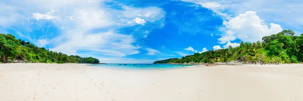 Sunny beach — Stok fotoğraf