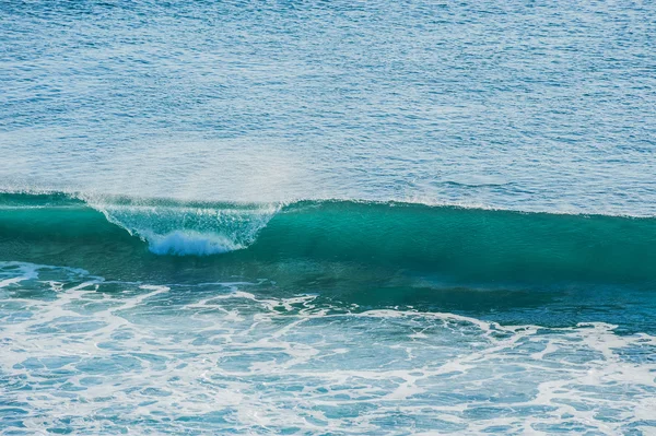 旋涡彩色的蓝海波 — 图库照片