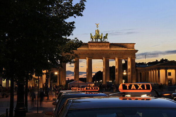 Berlin - Brandenburger Tor with Taxi - Tourism
