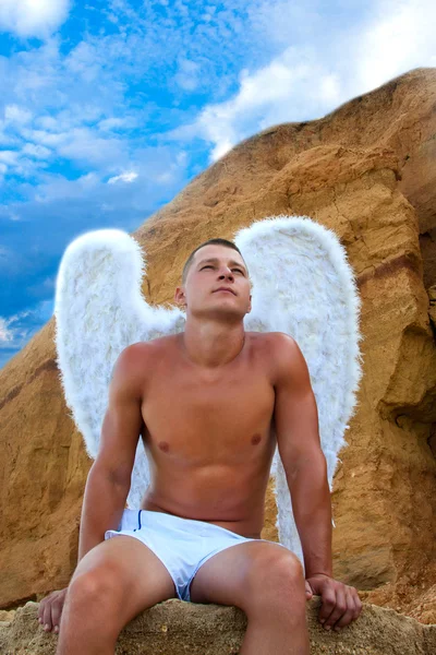 天使の羽を着た男 — ストック写真