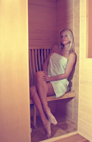 Relaxing in sauna — Stock Photo, Image