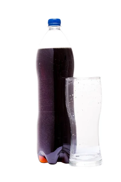 Botella de soda aislada sobre fondo blanco — Foto de Stock