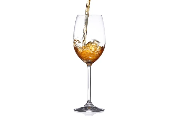 Weinglas isoliert auf weißem Hintergrund — Stockfoto
