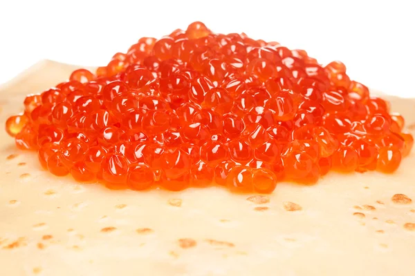 Tortitas asadas con caviar sobre fondo blanco —  Fotos de Stock
