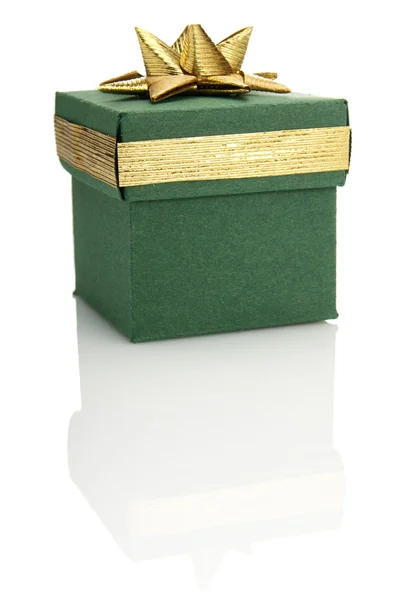 Geschenkbox mit goldener Dekoration — Stockfoto