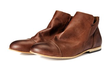 bir çift kahverengi bot