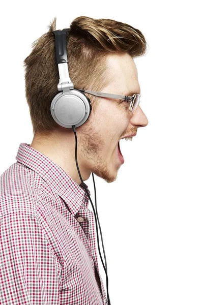 Escuchar música y cantar con auriculares — Foto de Stock