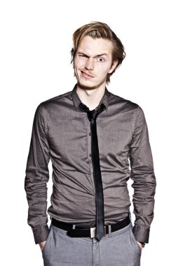 genç adam yanıp sönüyor