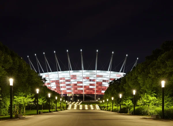 Stadion piłkarski w nocy — Zdjęcie stockowe