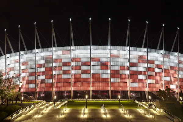 Stade de football la nuit — Photo