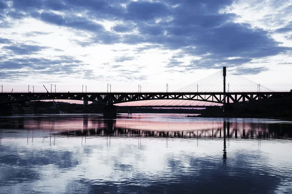 Pont la nuit — Photo