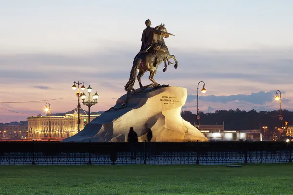 A bronz horseman, este a st. petersburg emlékműve — Stock Fotó