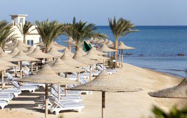 Güney Denizi kıyısında Plajı