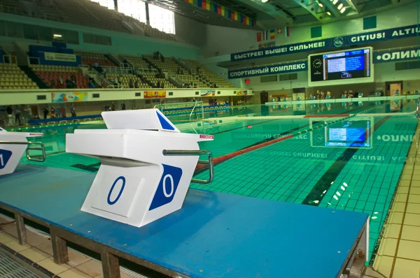 游泳池体育复杂落成 (Olimpiski) — 图库照片