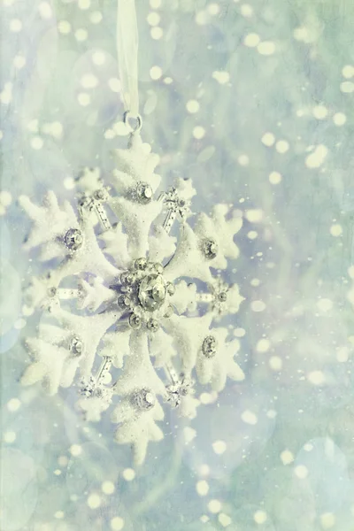 Νιφάδα χιονιού στολίδι με το εκλεκτής ποιότητας συναίσθημα — Φωτογραφία Αρχείου