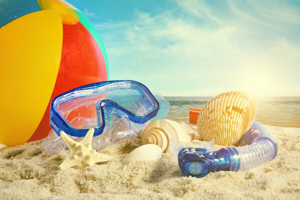 Летние игрушки на пляже
