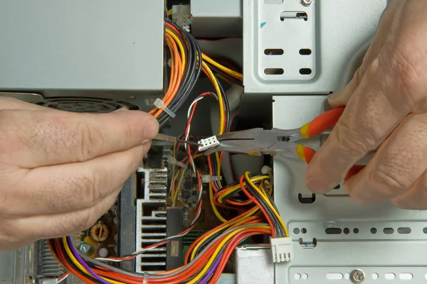 Repairing computer CPU — Stock Photo, Image