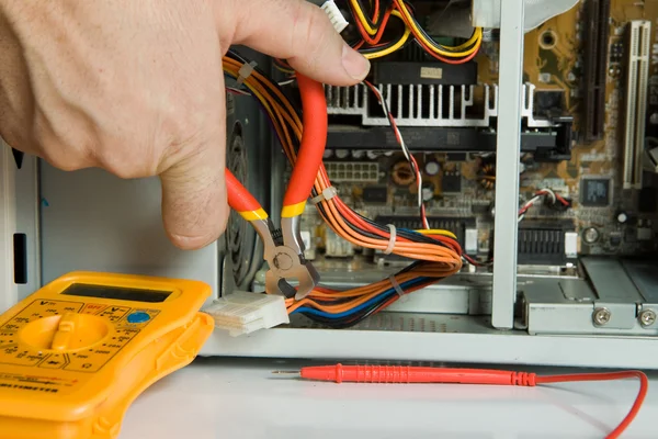 Repairing computer CPU — Stock Photo, Image