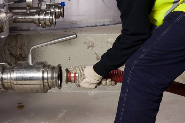 Pipeline craftsman — Stock Photo, Image